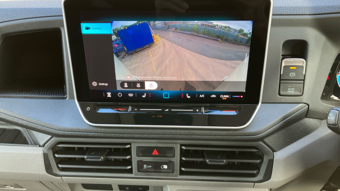 Volkswagen Crafter Cr35 Mwb Diesel 4Motion 2.0 TDI 177PS Commerce Plus High Roof Van Auto - Image 24